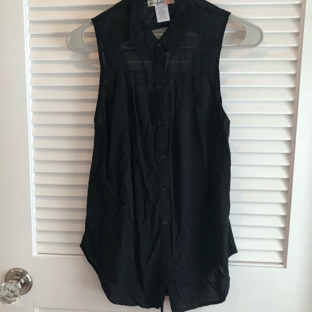 Black sleeveless open back blouse